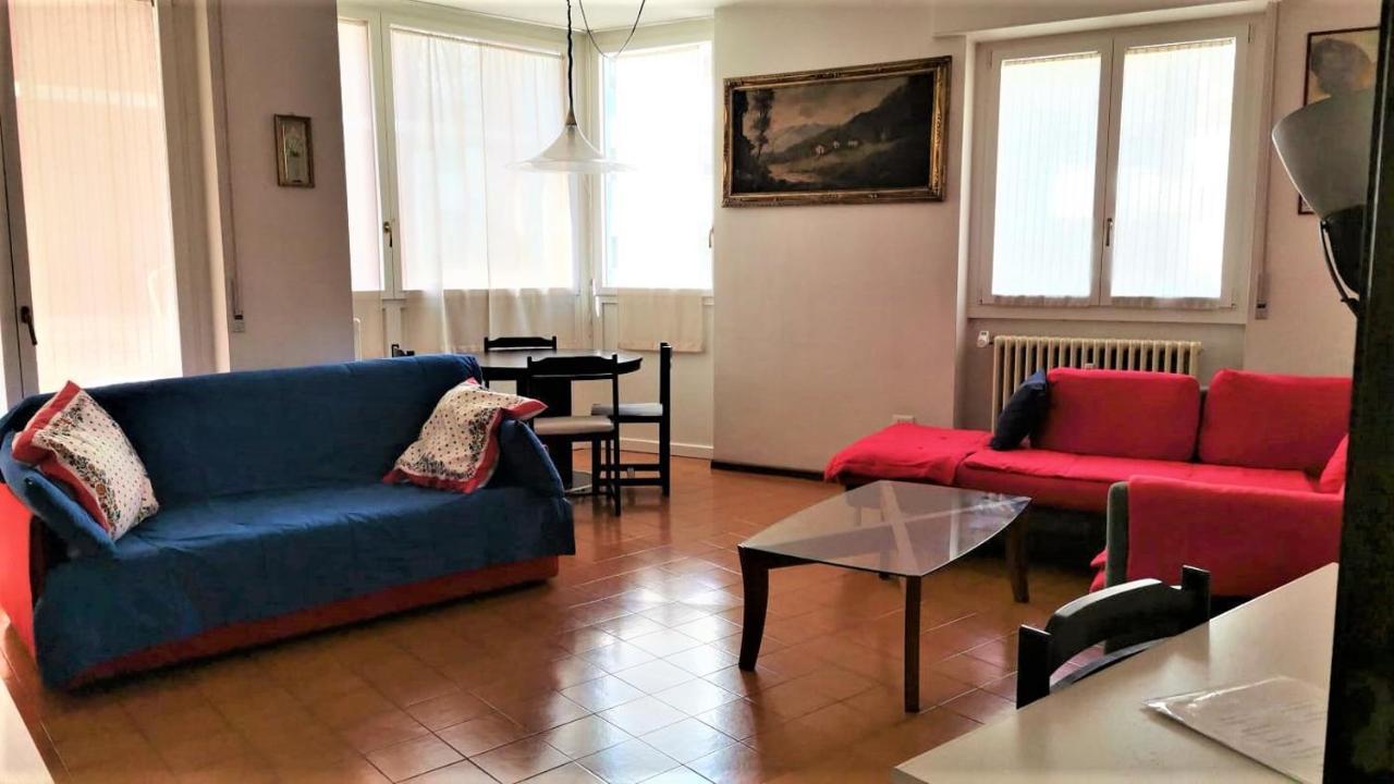 Spazioso Appartamento Sondrio Eksteriør bilde